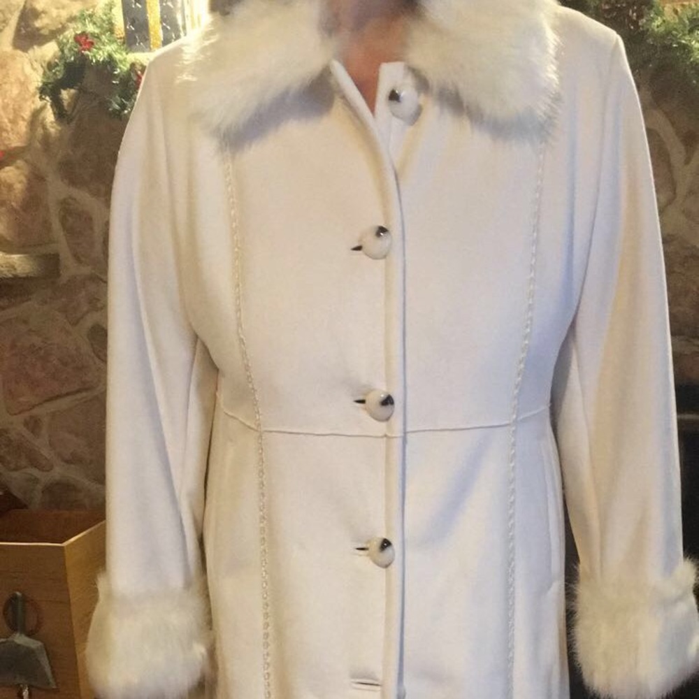 Terry Lewis faux fur classic white coat